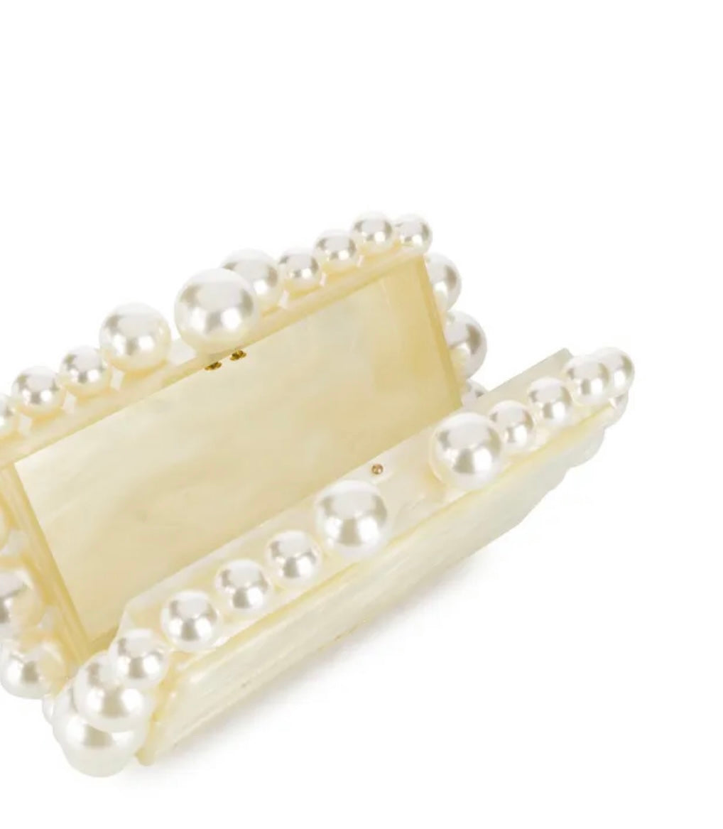 Cult Gaia
Eos clutch