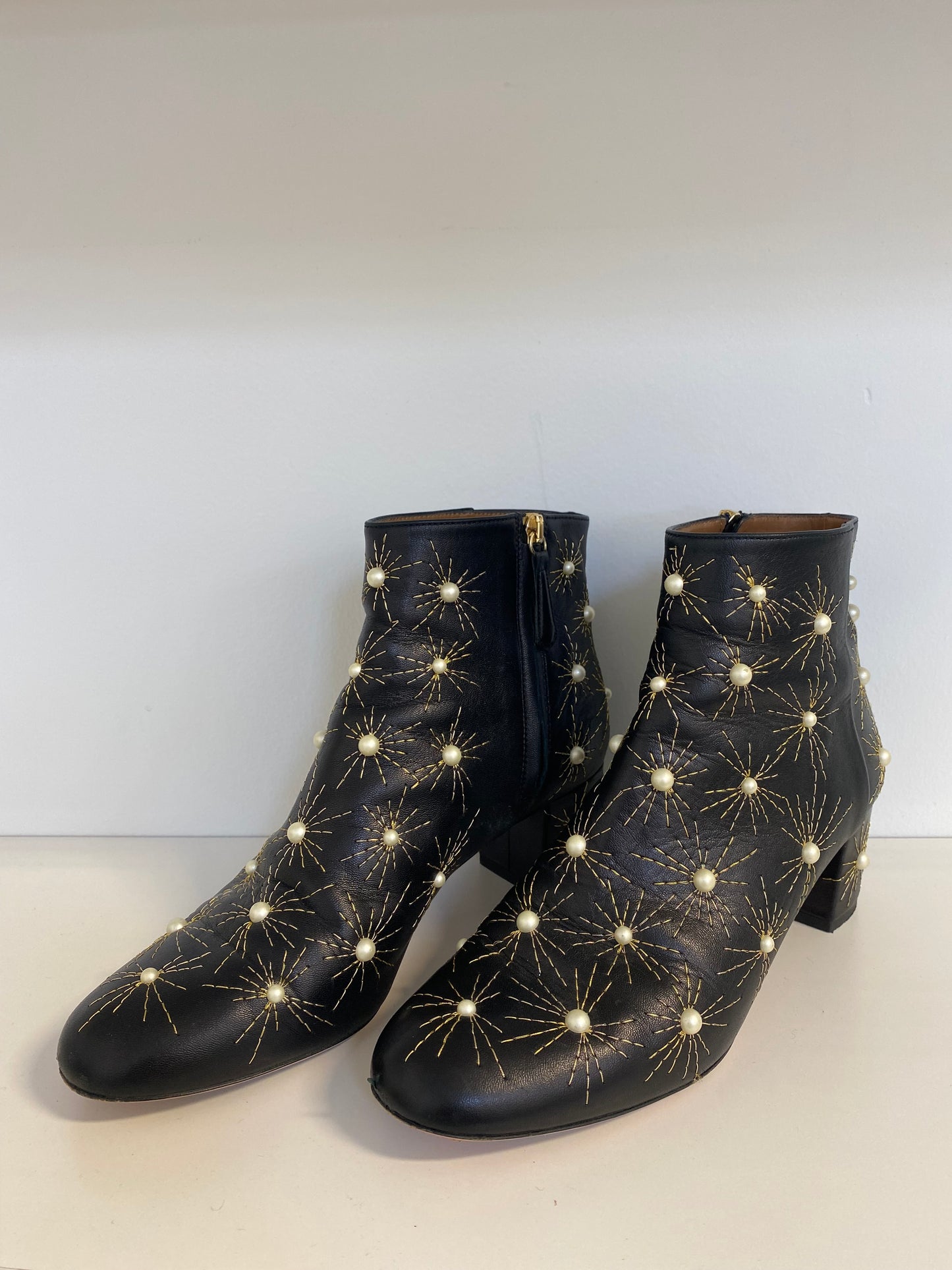 Aquazurra Pearl Star Booties