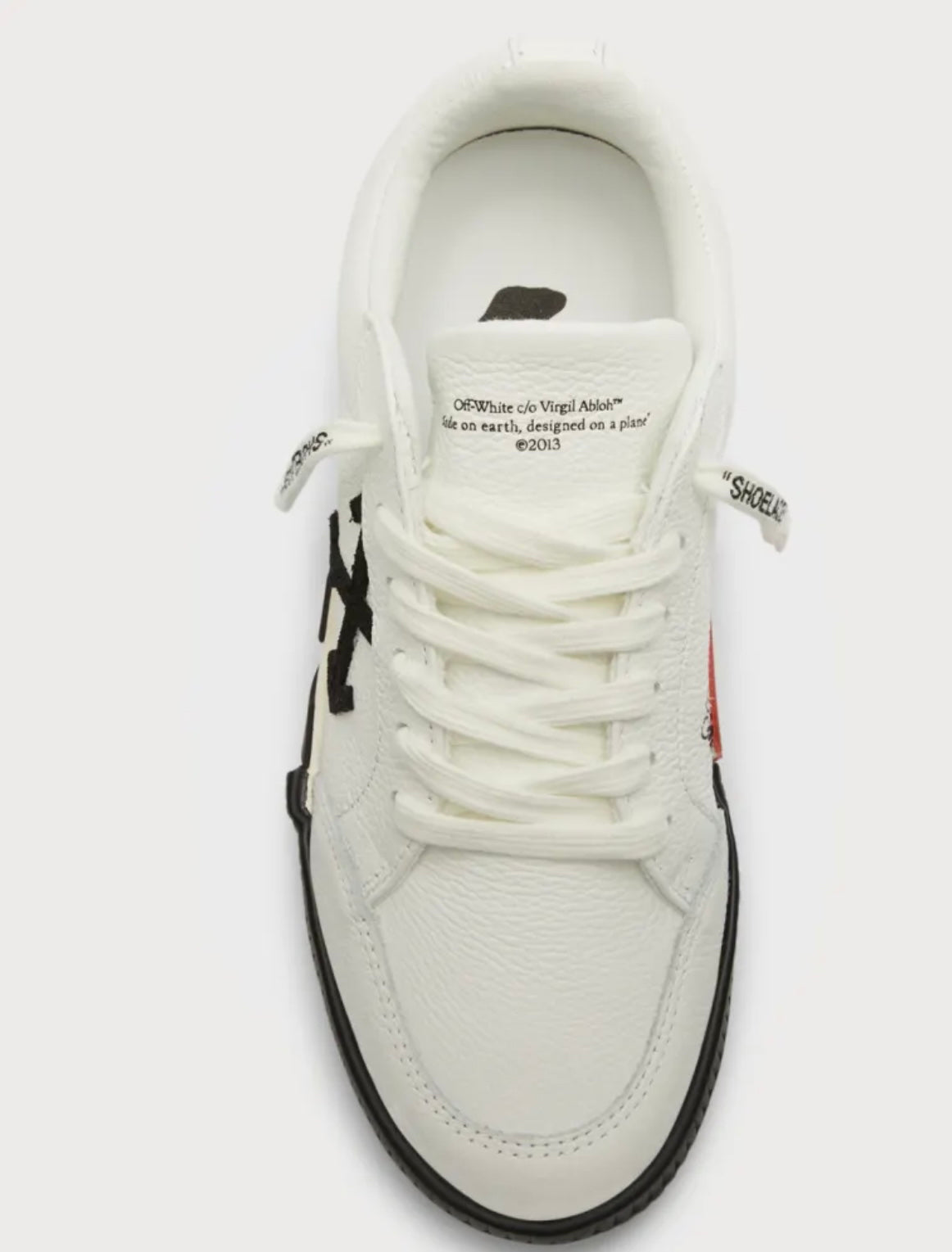 OFF-WHITE
Vulcanized Leather Low-Top Sneakers