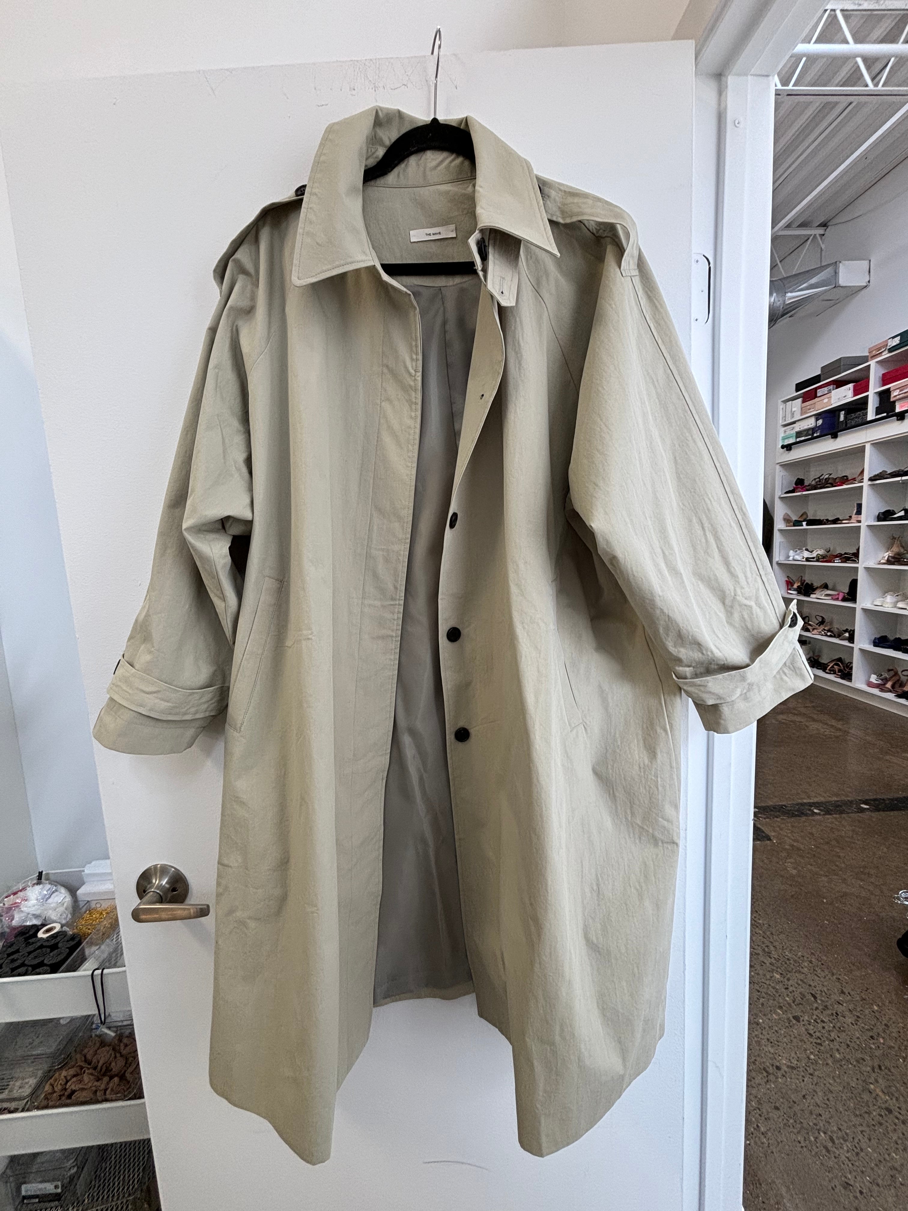 THE WAVE light green trench coat