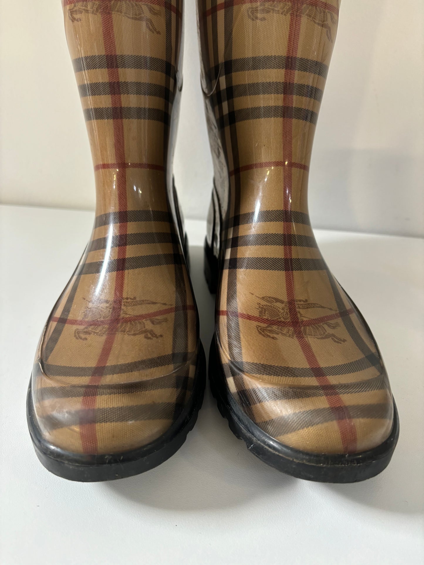 BURBERRY nova check rubber rain boots