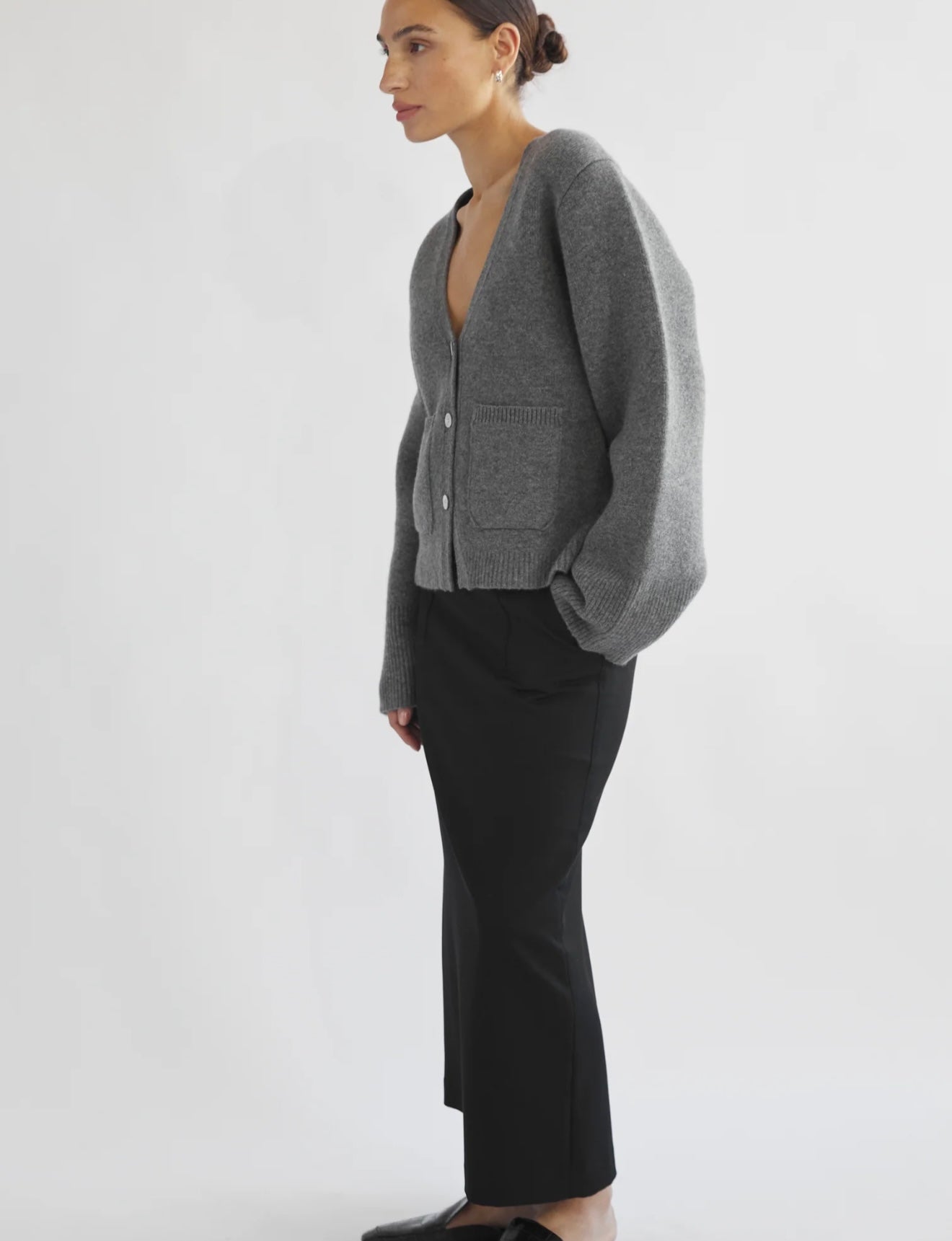Almina Concept - V Neck Cardigan