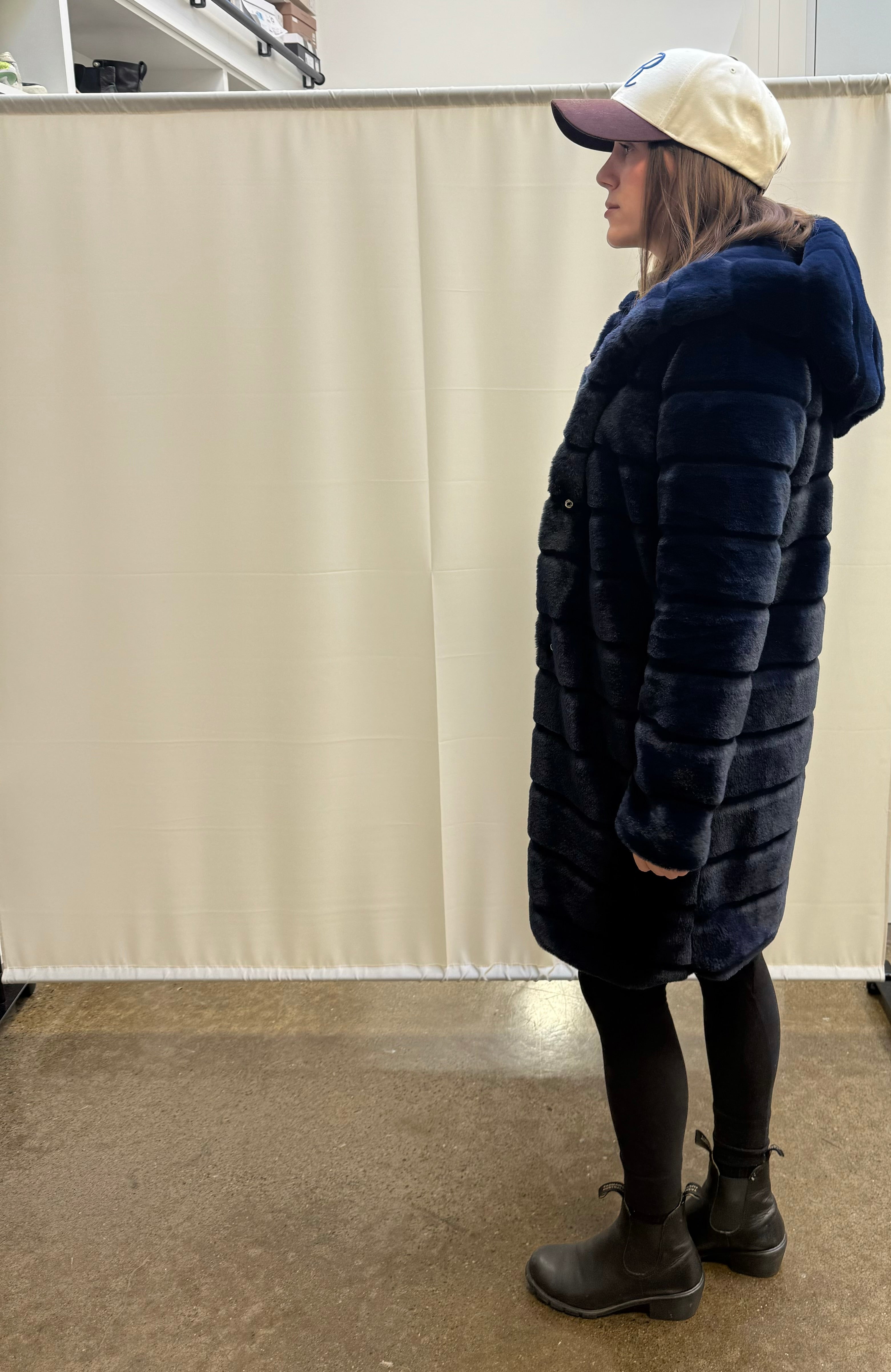 APPARIS - Navy faux fur hooded jacket