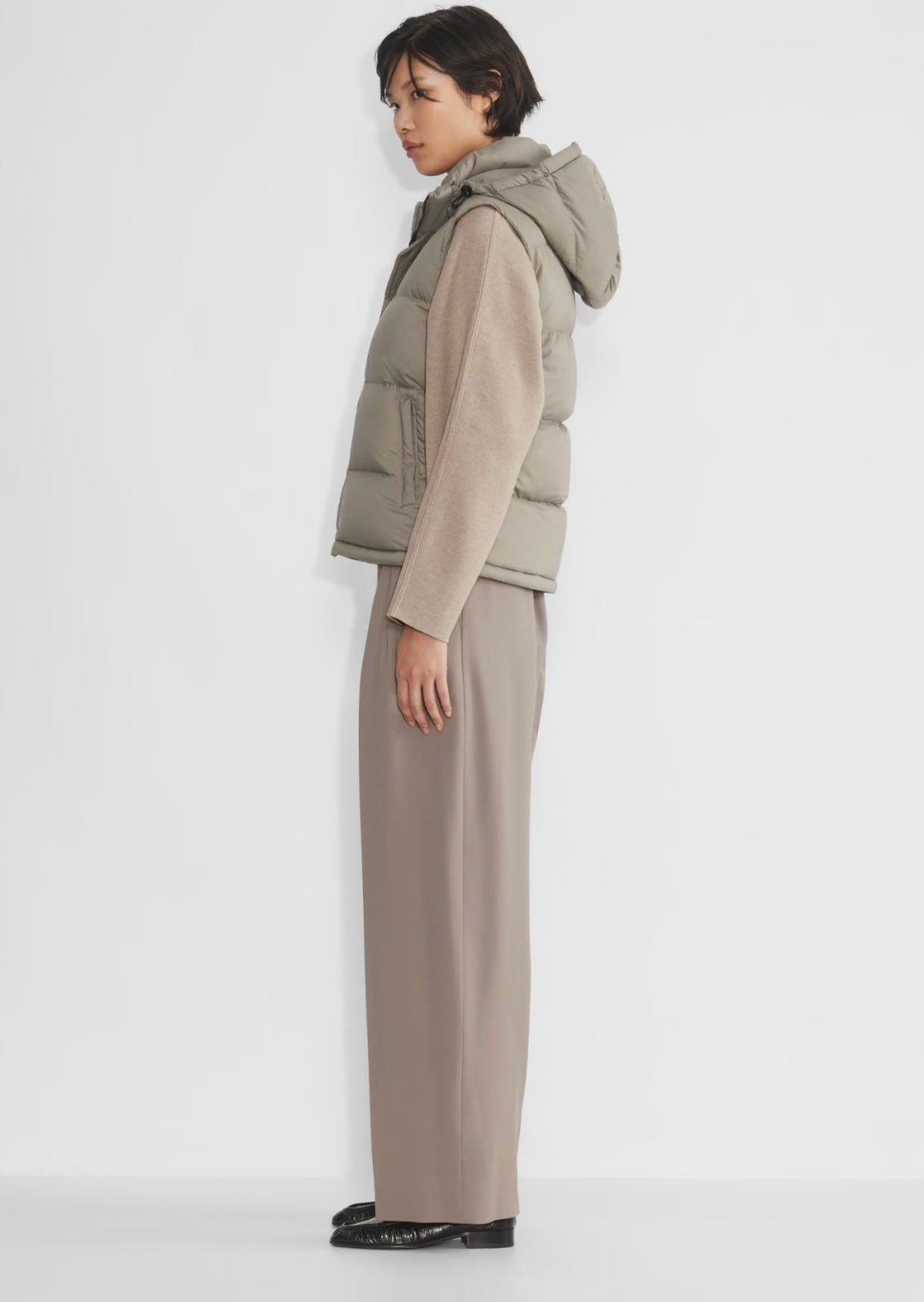 The Super Puff - Modern Taupe Short Hooded Vest