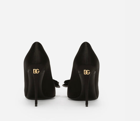 DOLCE & GABBANA -  Satin pumps with bow detail