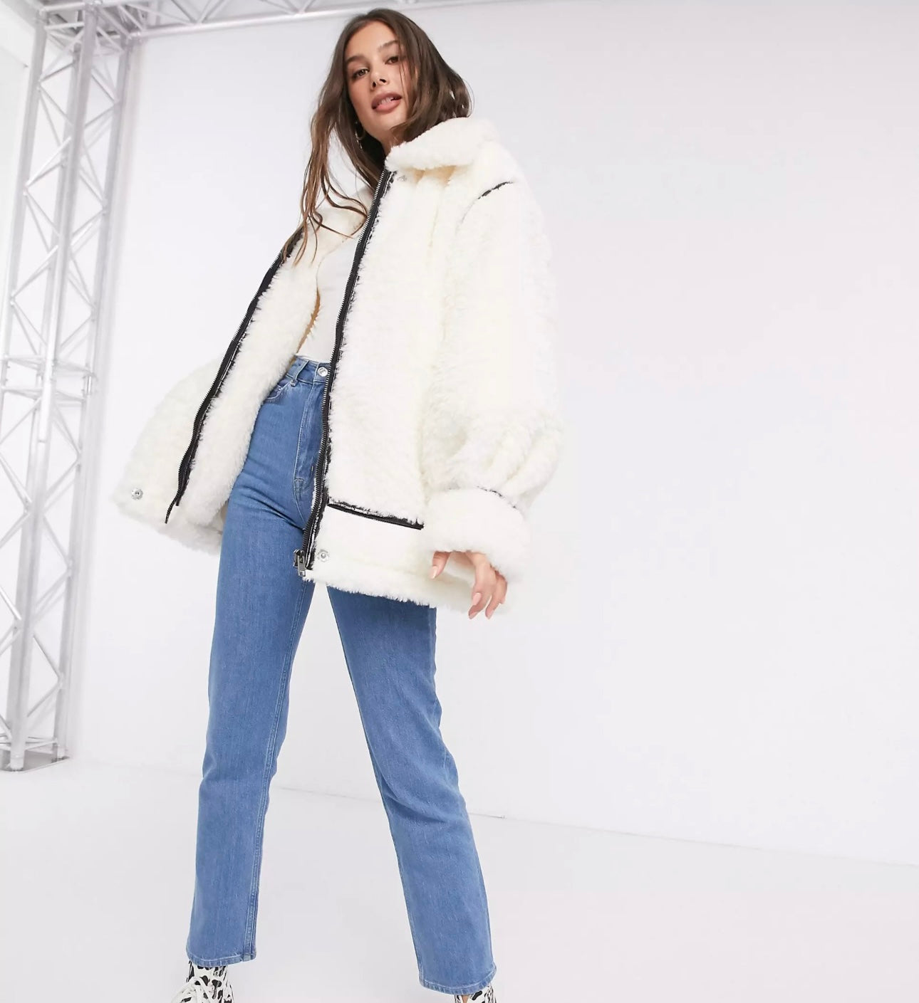 ASOS DESIGN - oversized faux fur jacket