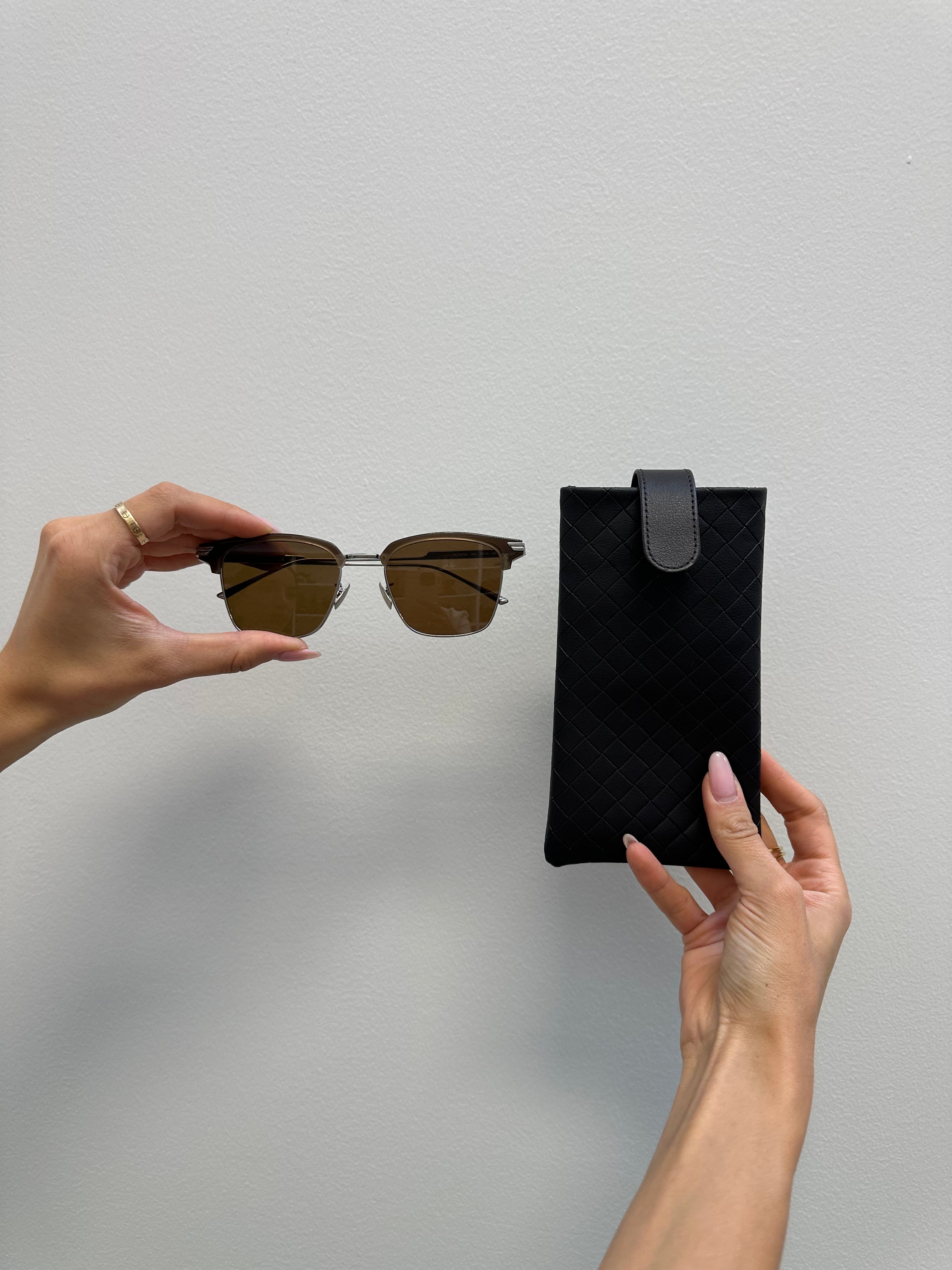 BOTTEGA VENETA - UNISEX SUNGLASSES