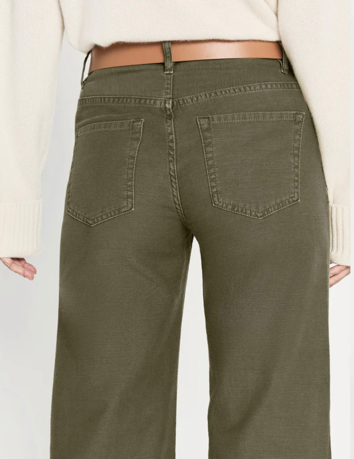 FRAME - Le Baggy Palazzo
in Washed Summer Sage