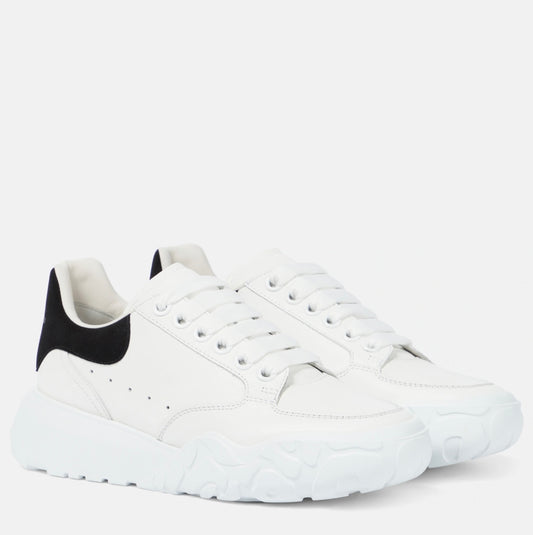 ALEXANDER MCQUEEN
Court leather sneakers