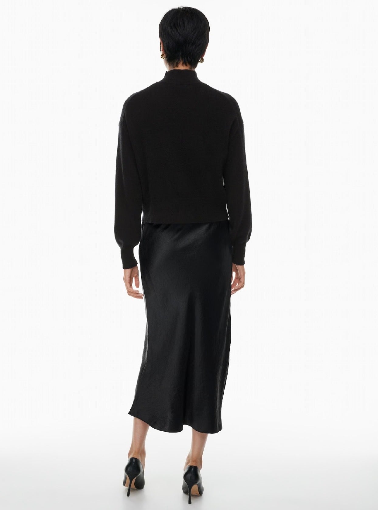 Babaton
Skyscraper Satin Skirt