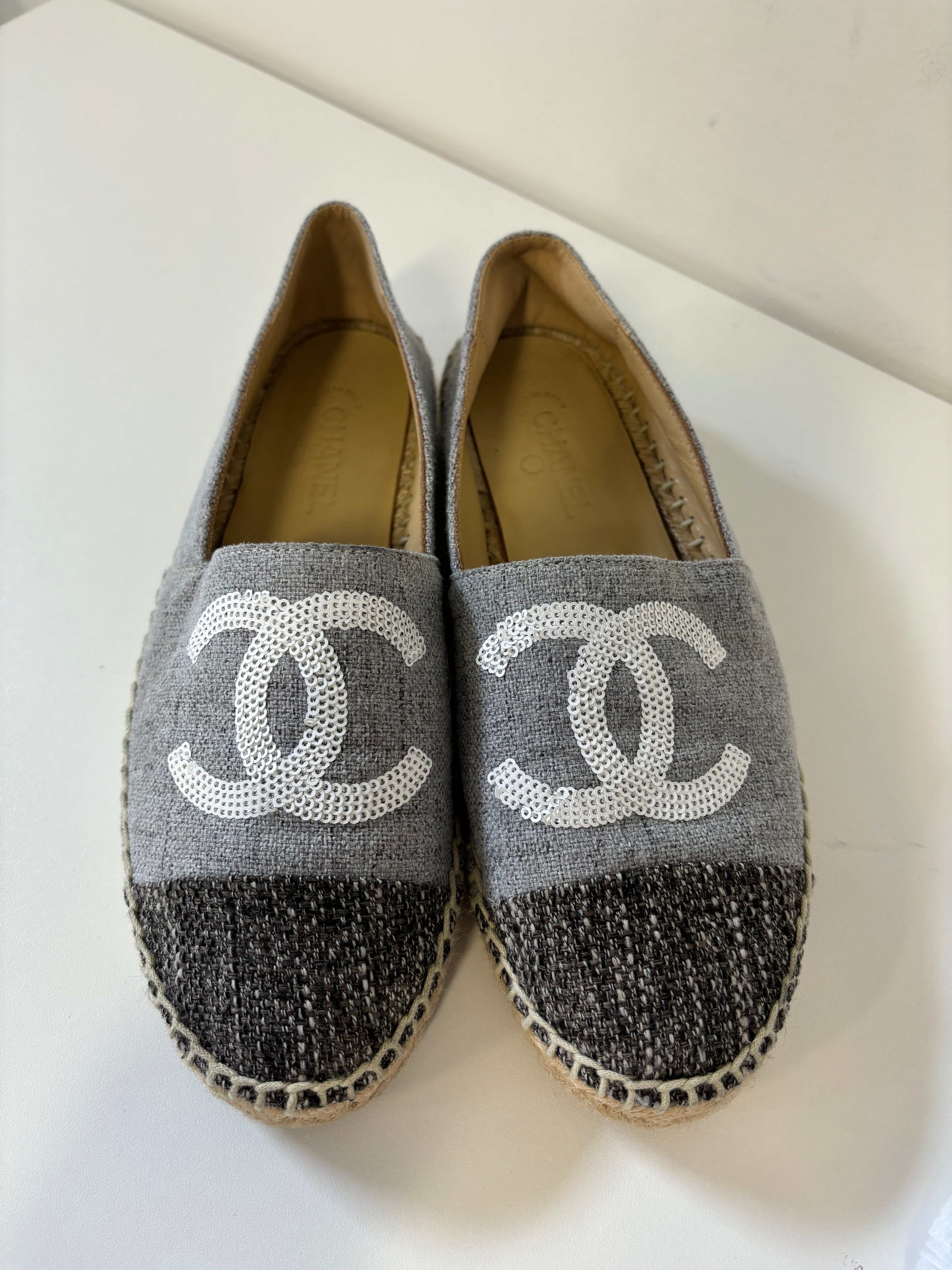 PRELOVED CHANEL espadrilles