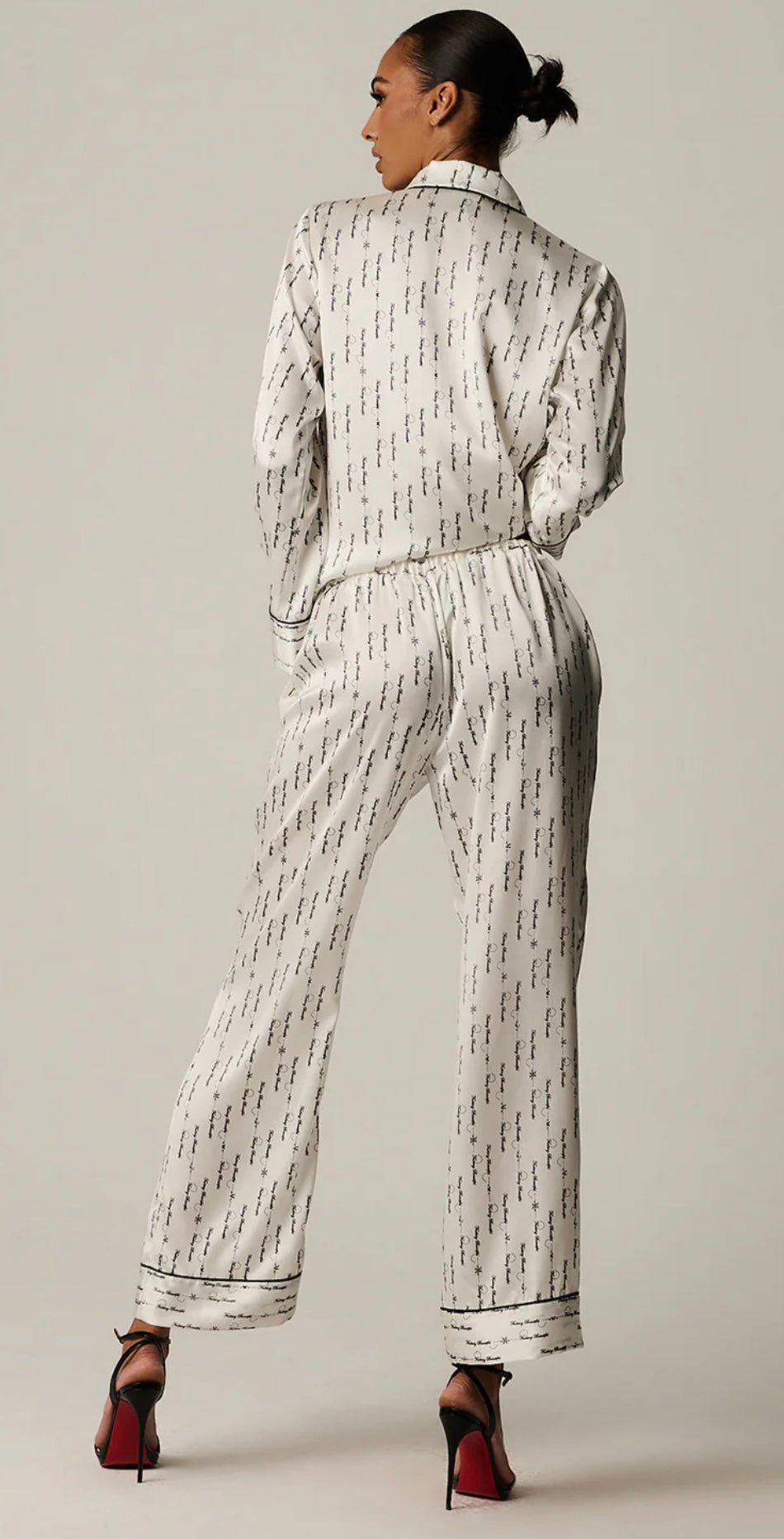 KIKI DE MONTPARNASSE - FUCKING BEAUTIFUL SILK LOUNGE SET