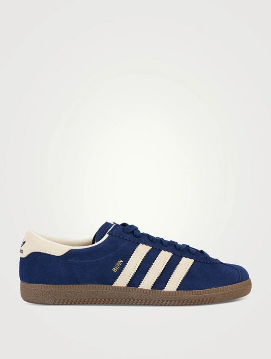 ADIDAS navy suede sambas, w box