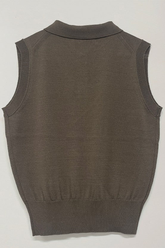 NOTHING WRITTEN brown sleeveless knit polo neck