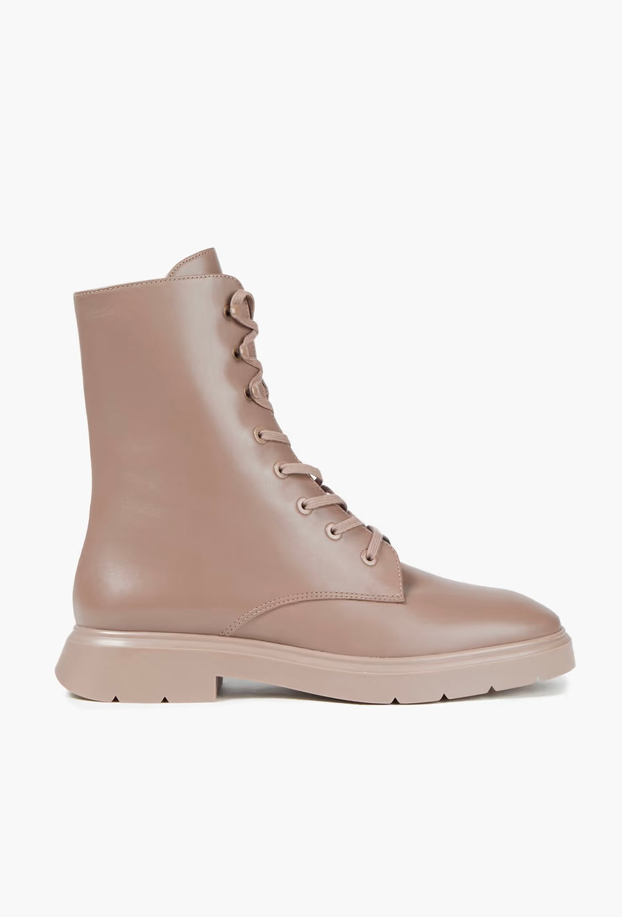 STUART WEITZMAN
Mckenzee leather combat boots