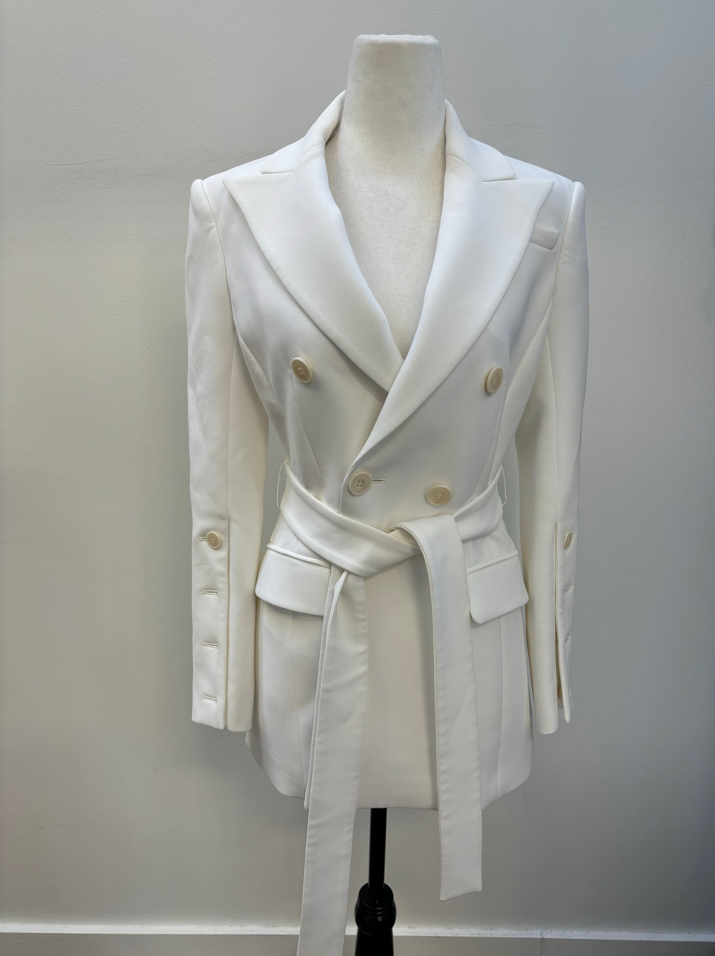 ALTUZARRA white blazer jacket with belt