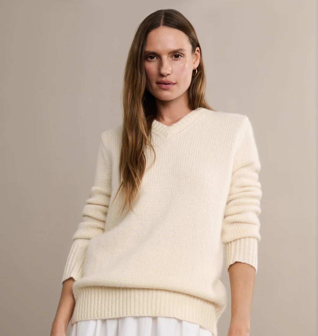 Jenni Kayne - Cashmere Kate V-Neck Sweater in Ivory