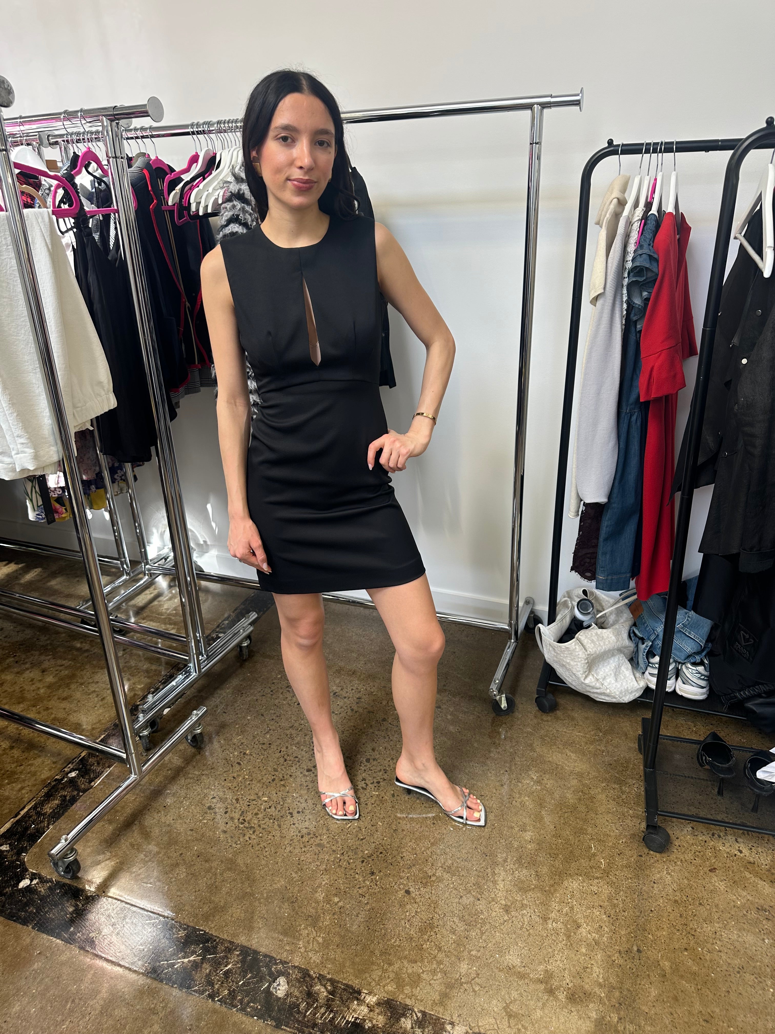 L’AGENCE - BLACK SLEEVELESS dress