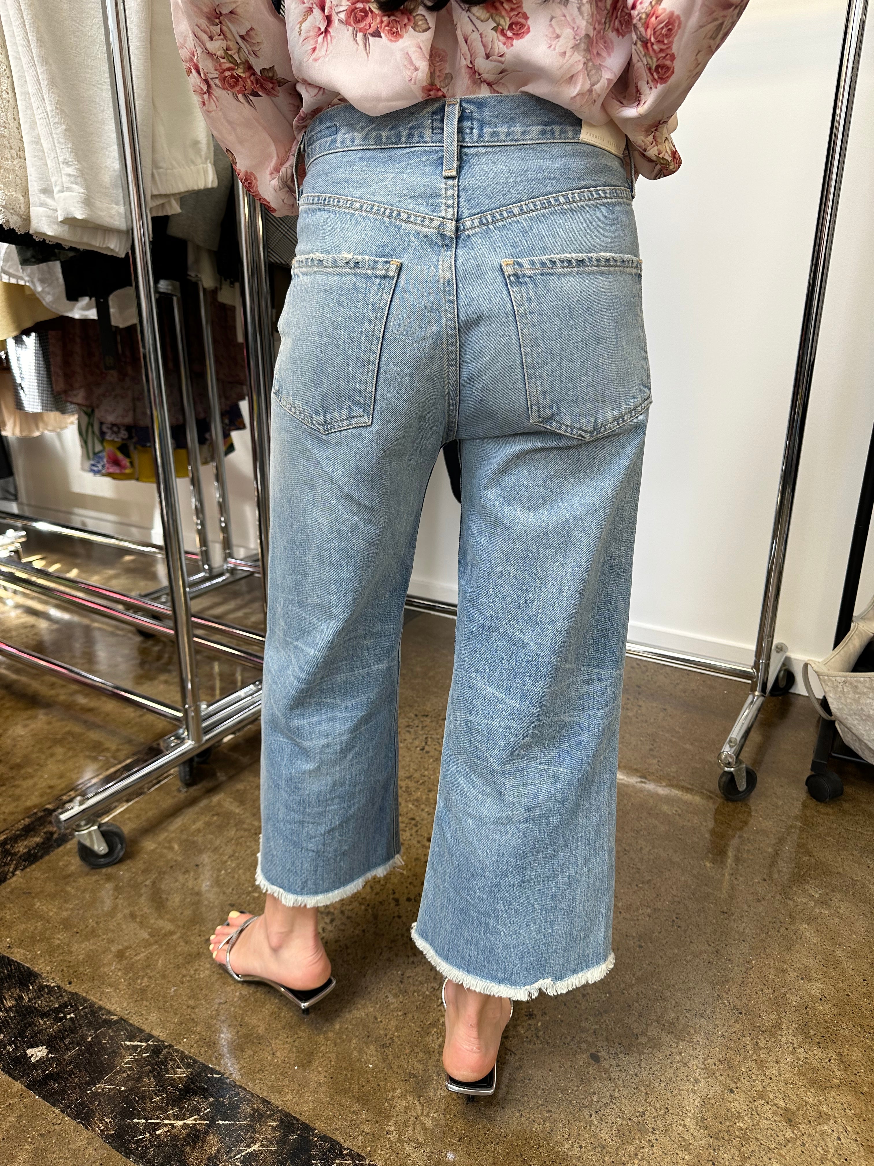 CITIZEN OF HUMMANITY - CROPPED FLARED JEANS