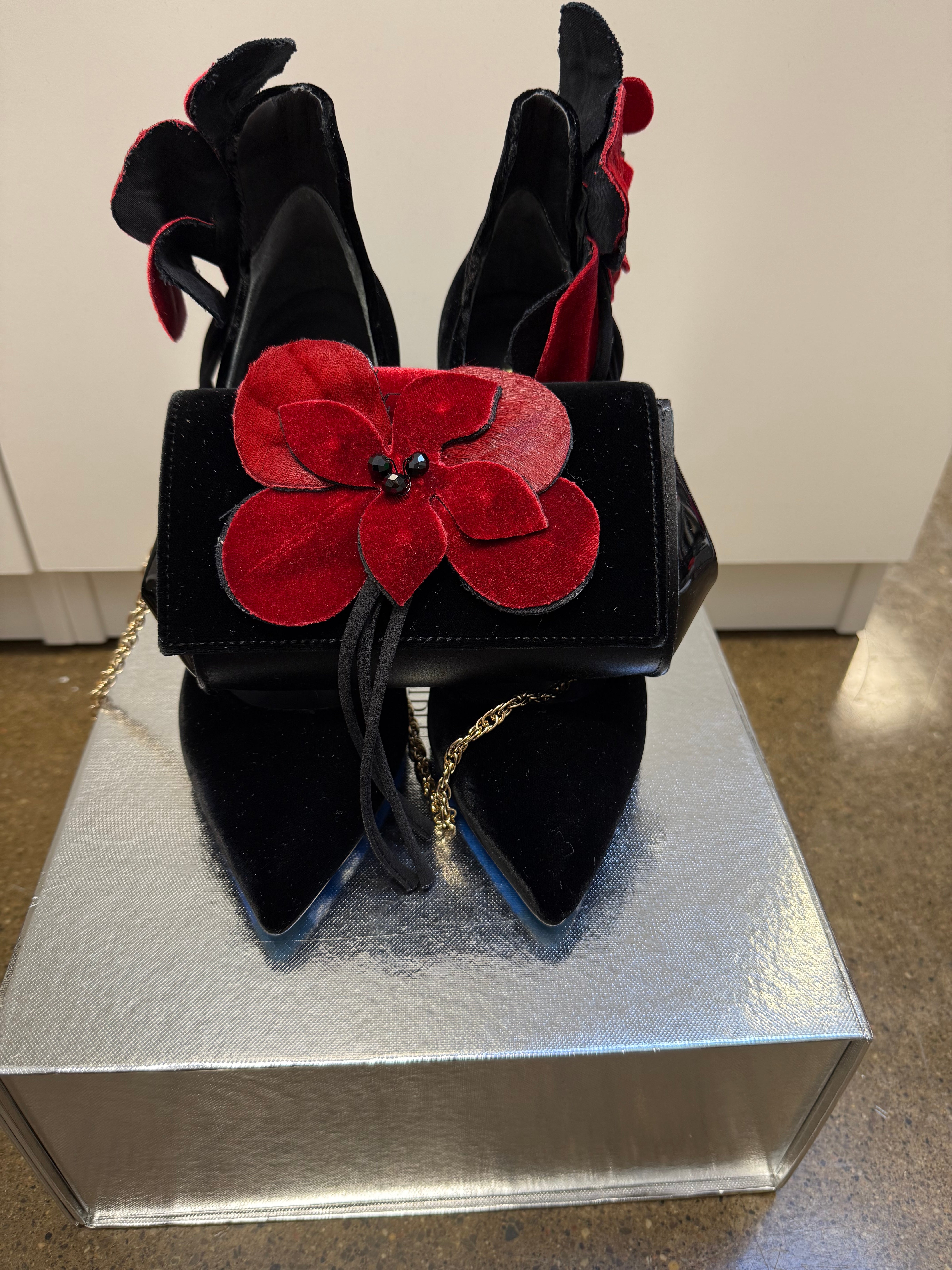Loriblu - Black Velvet Bow Pumps & Evening Bag