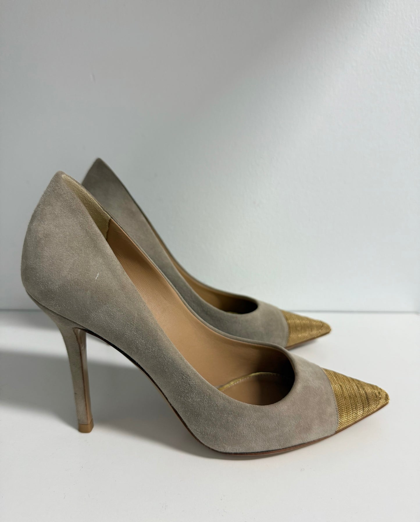 Ferragamo - Suede & METALIC Pumps