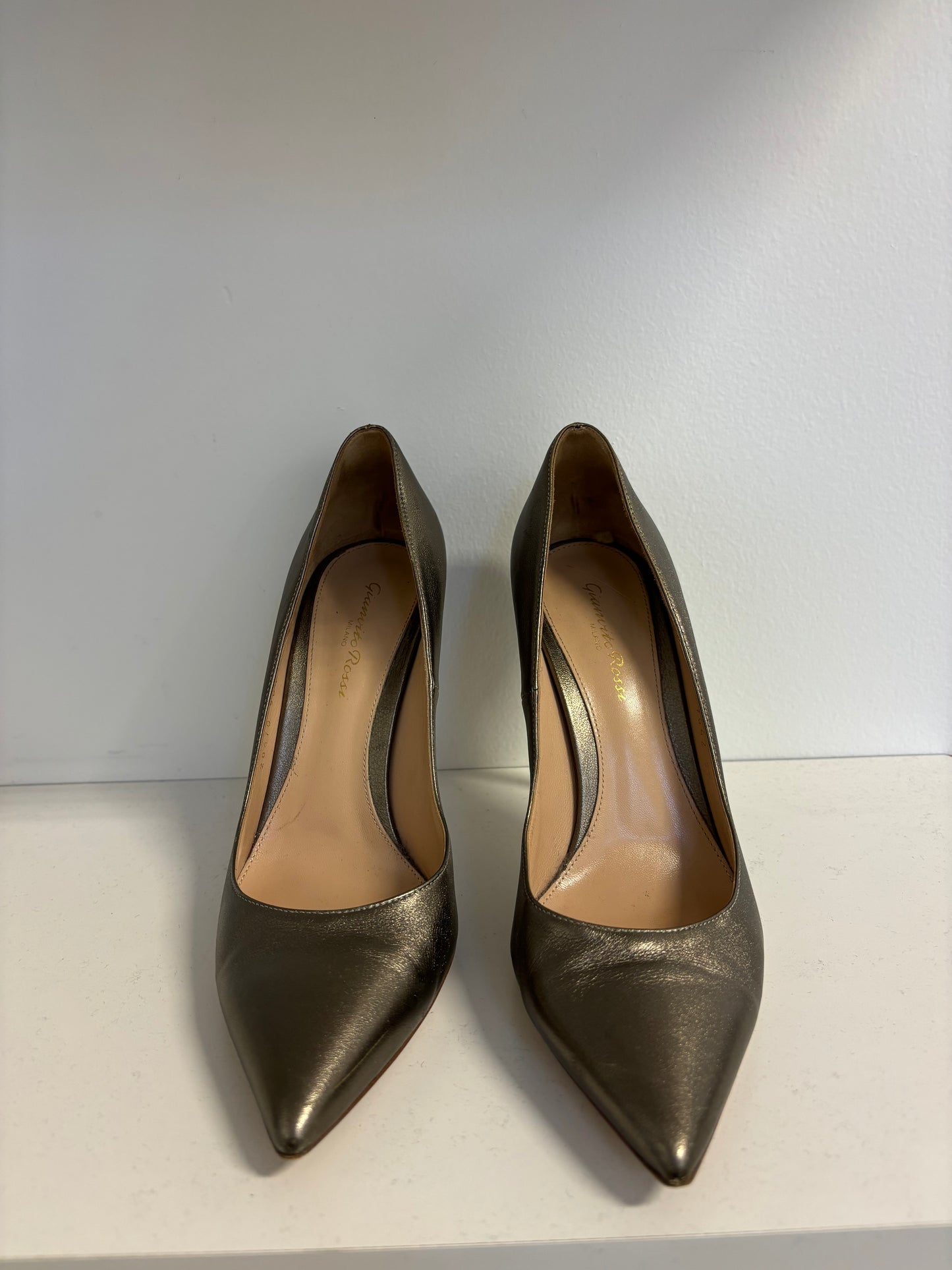 Gianvito Rossi Bronze Pump