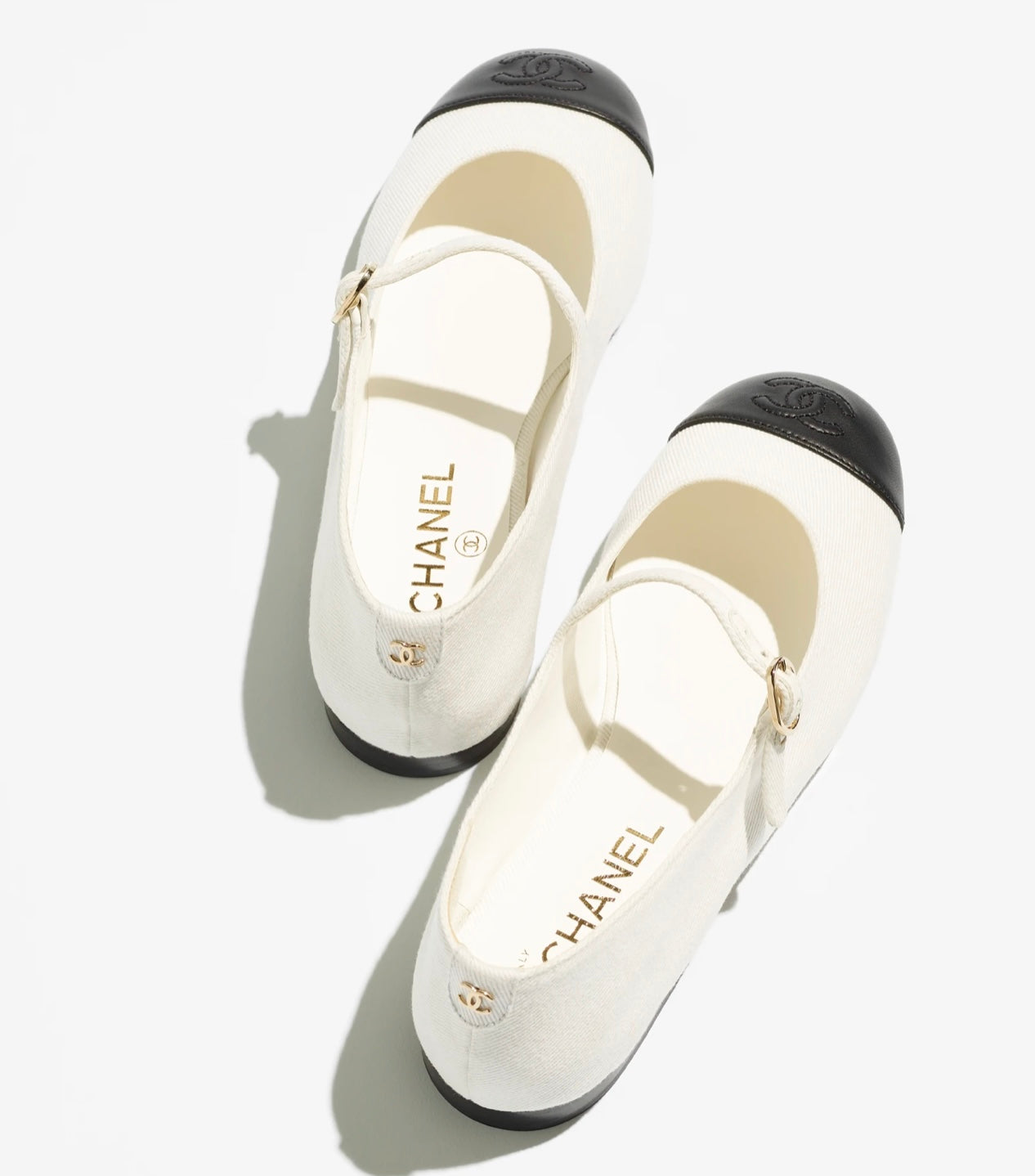 CHANEL MARY JANE FLATS IN COTTON & LAMSKIN, WHITE & BLACK