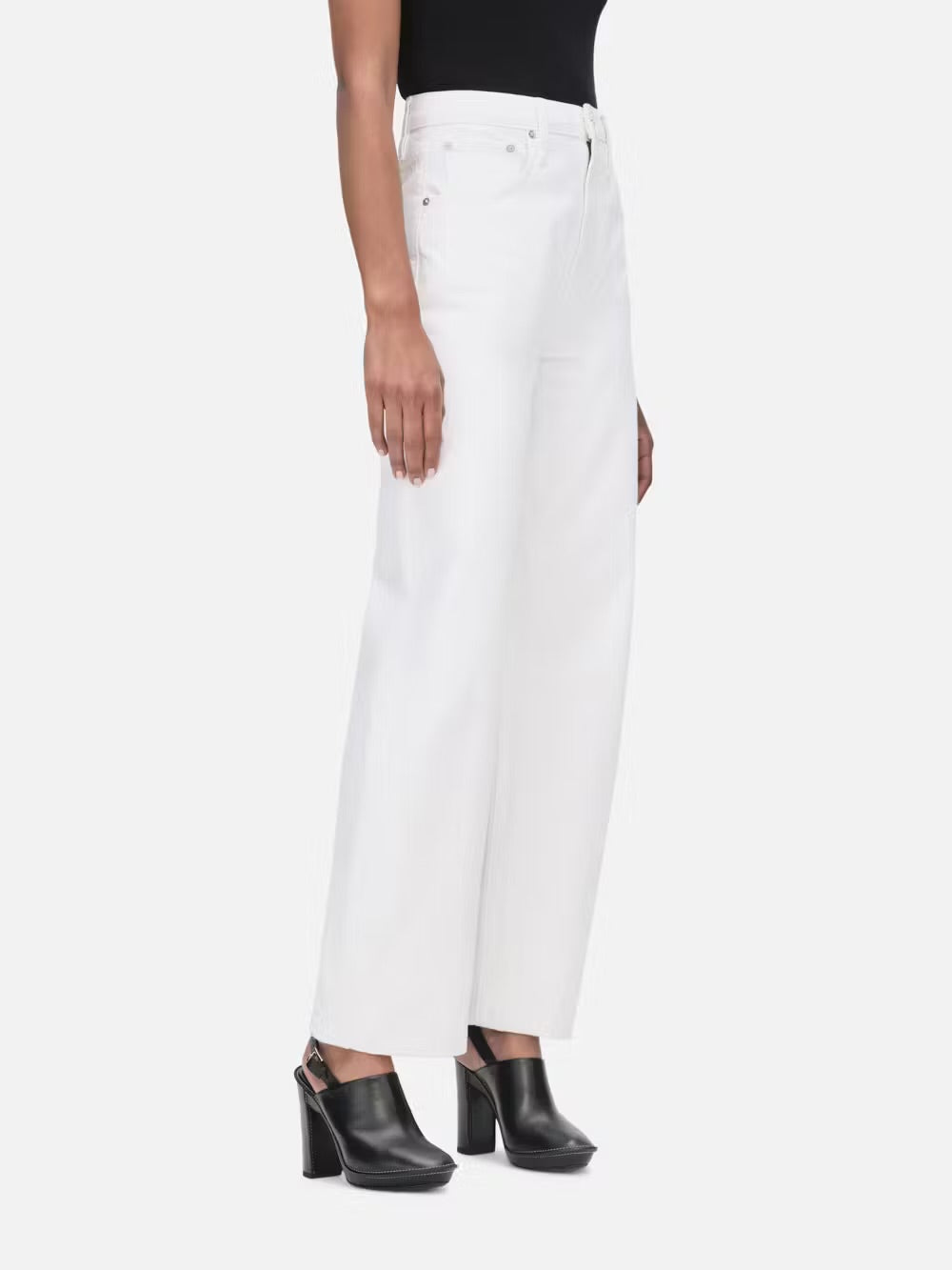 FRAME white long barrel jeans