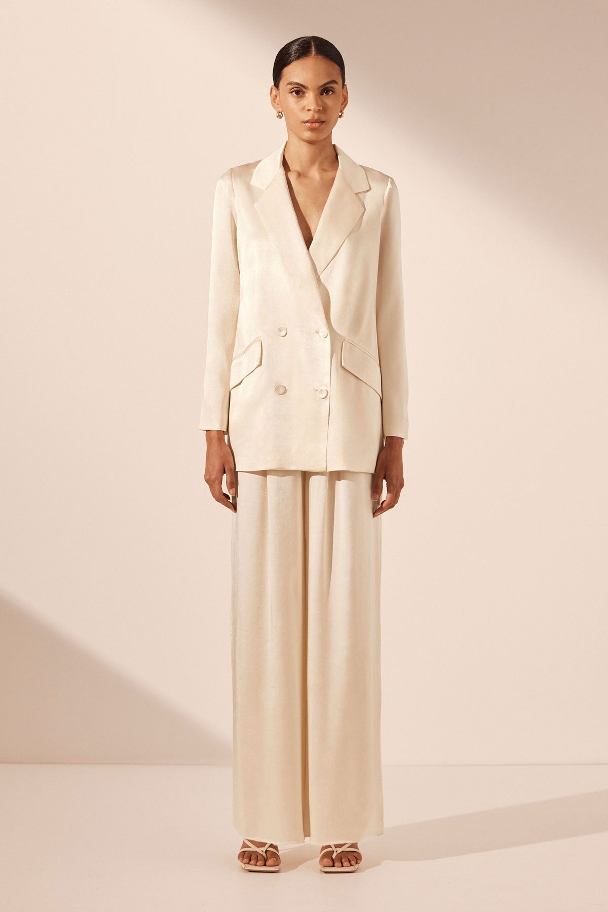 SHONA JOY ivory silk pants and blazer set