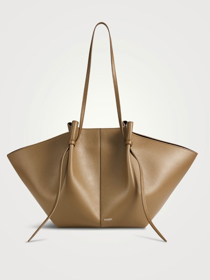 YUZEFI
Large Mochi Leather Tote Bag in Auburn