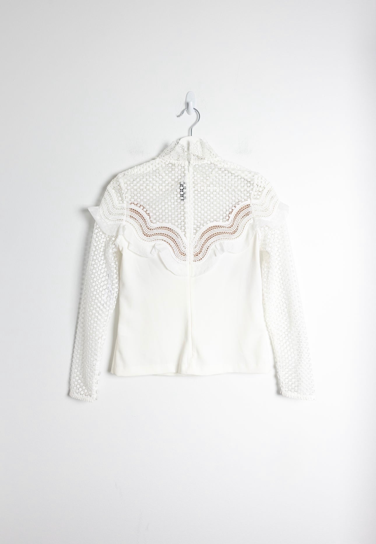 Self-Portrait
Self-Portrait White Crepe & Guipure Lace Long Sleeve Top