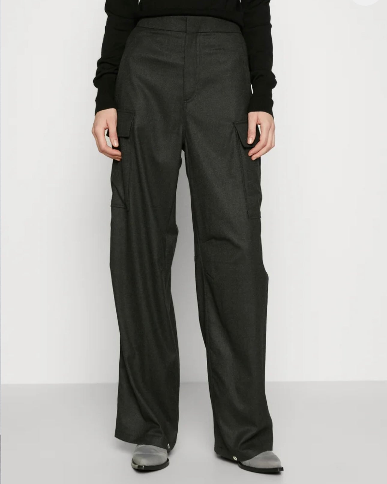 FLIPPA K
TROUSERS - CARGO TROUSERS - ANTHRACITE