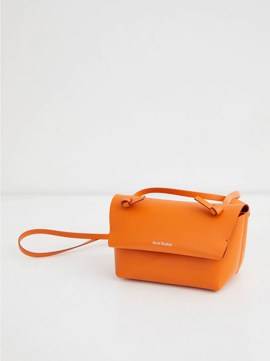 ACNE STUDIOS
Mini Alexandria Bag