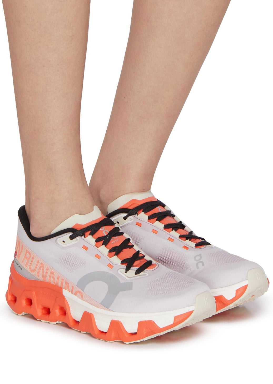 ON
CLOUDMONSTER HYPER LOW TOP LACE UP RUNNER SHOES