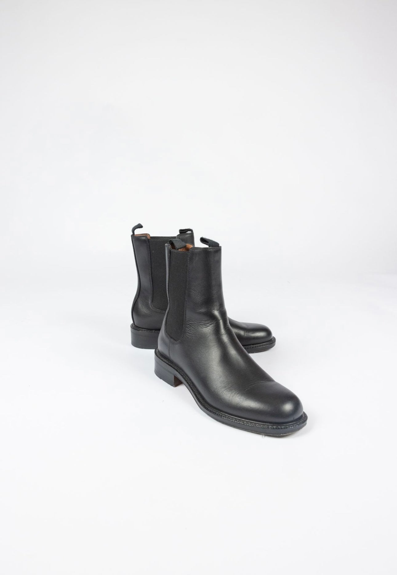 CELINE - black leather Chelsea boots