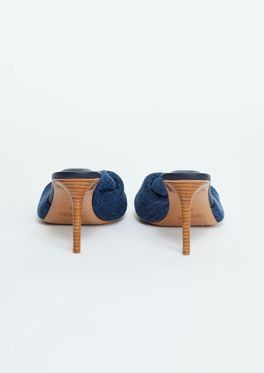 JACQUEMUS - 
Les Mules Bagnu