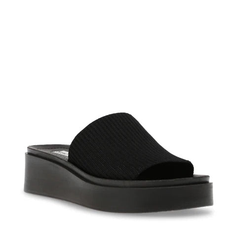 STEVE MADDEN balanced sandals