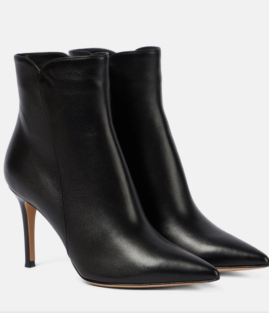 GIANVITO ROSSI
Levy 85 leather ankle boots