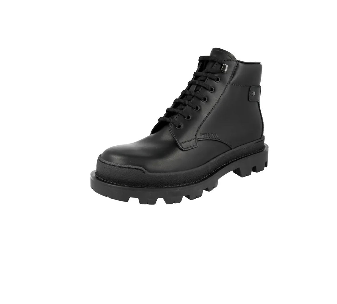 Pre-Loved PRADA MENS monoloth black leather lace-up boots