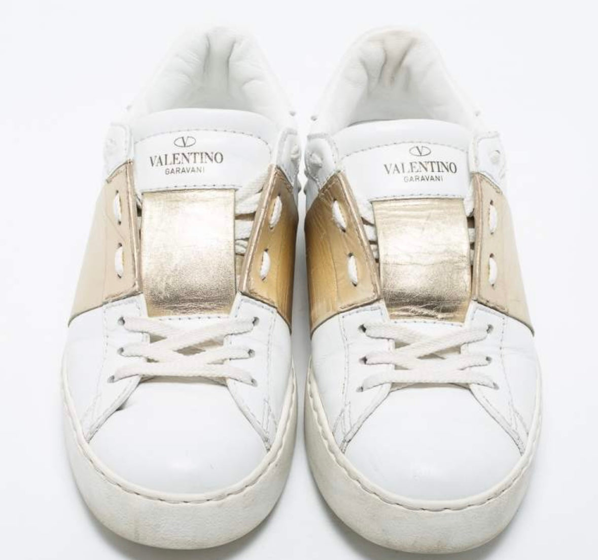 Valentino White/Gold Leather Rockstud Low Top Sneakers