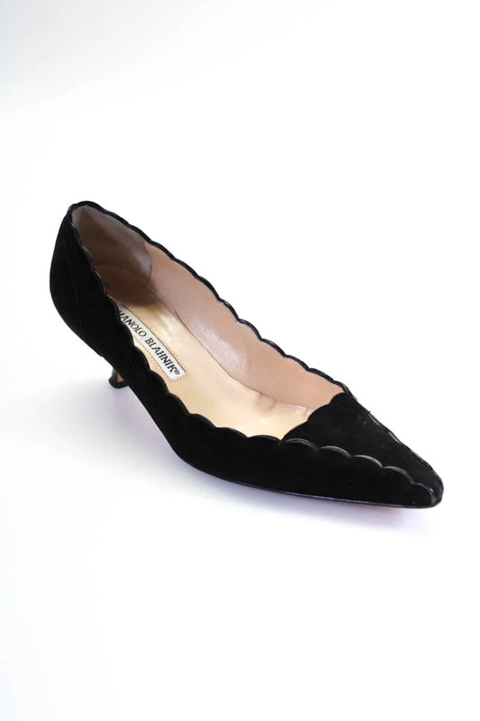 MANOLO BLAHNIK black scalloped edge heel