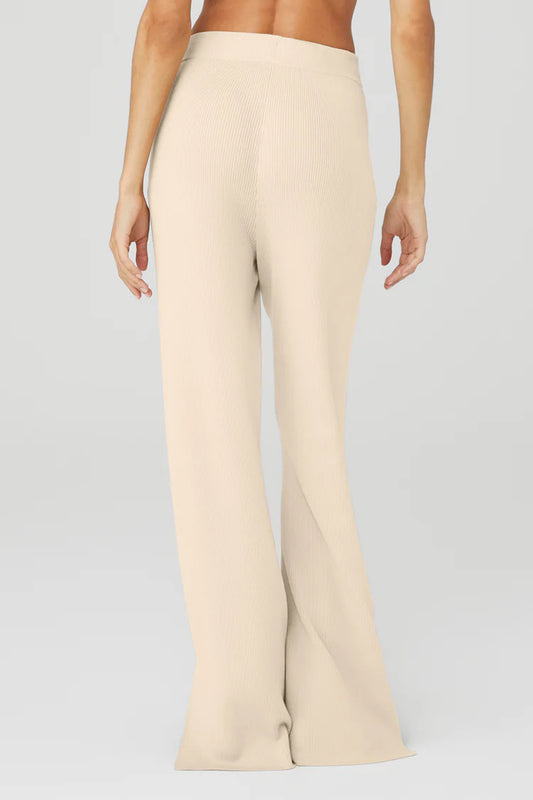 ALO YOGA - Knit High-Waist Salana Wide Leg Pant - Macadamia