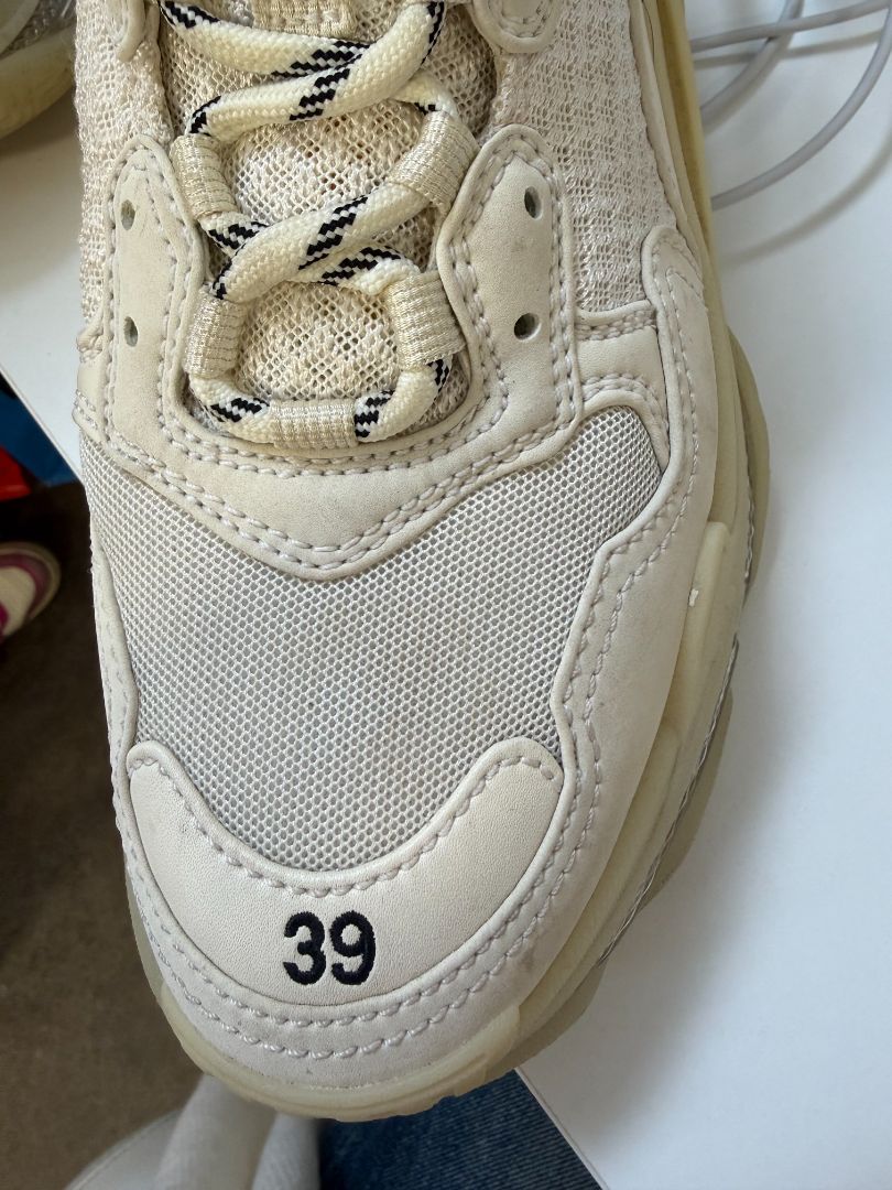 BALENCIAGA - Triple S Clear Sole logo-embroidered sneakers