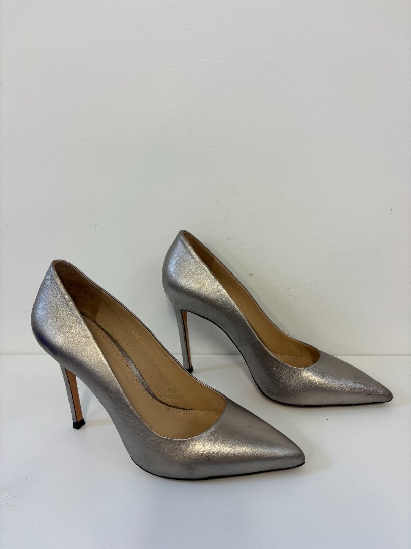 Black Suede Studio - Pump