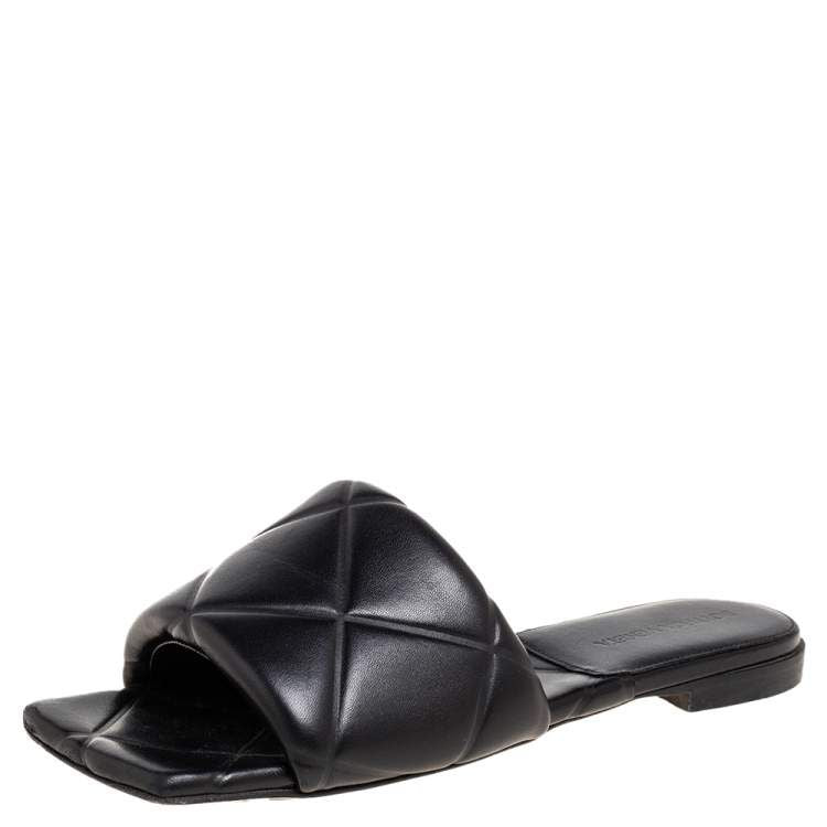 BOTTEGA VENETA black padded leather slides/lido sandal