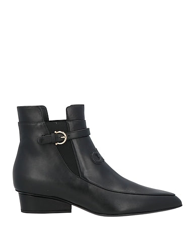 SALVATORE FERRAGAMO nero calf bootie