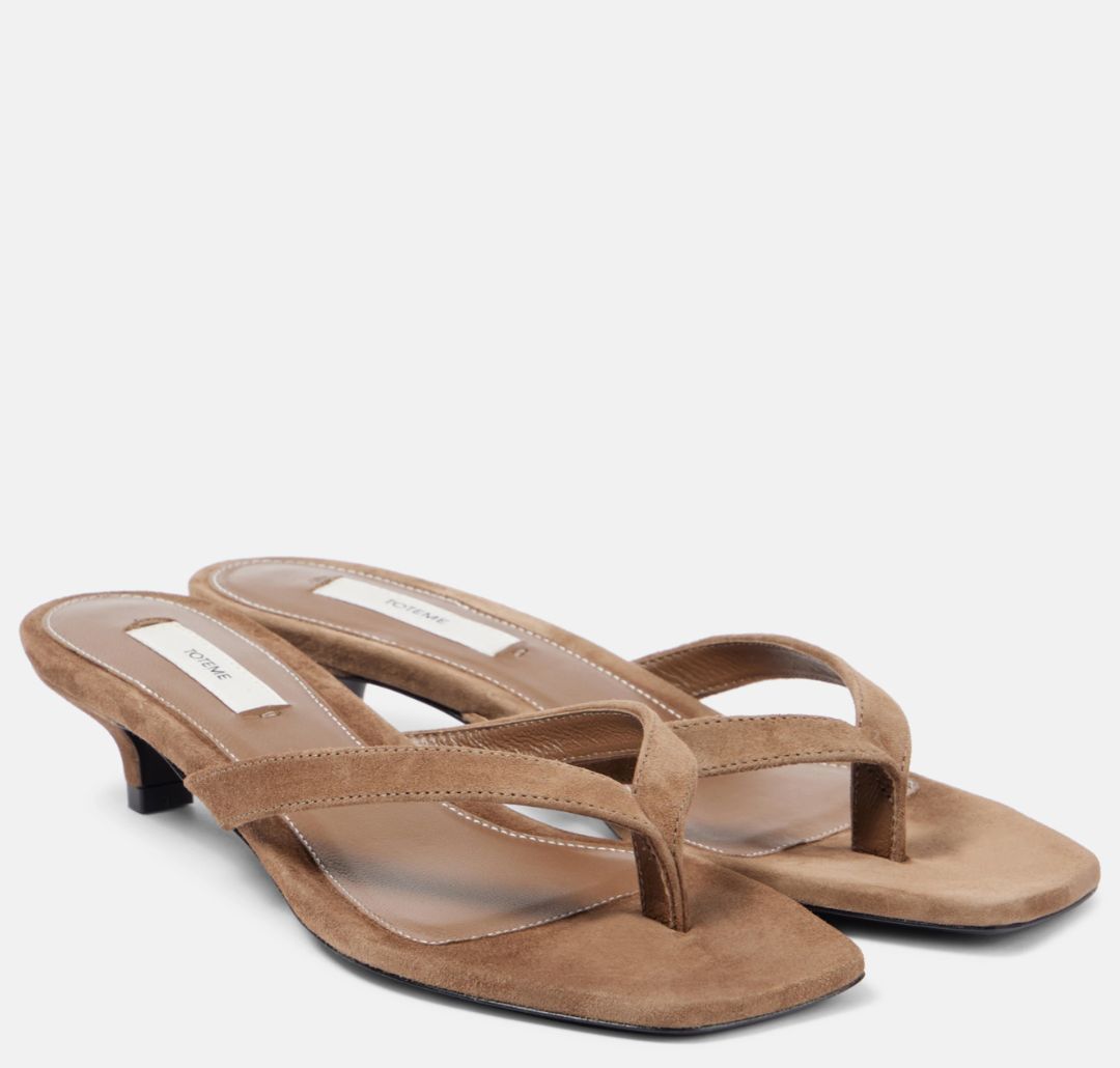 TOTEME - Suede Thong Sandals