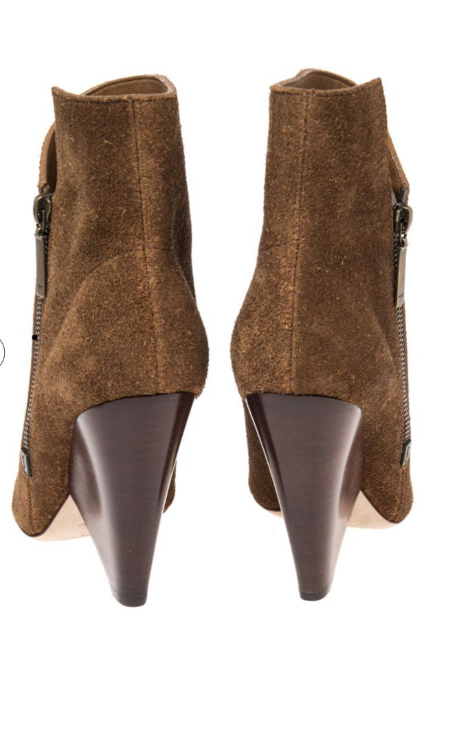 Saint Laurent - Pointed Toe Suede Booties