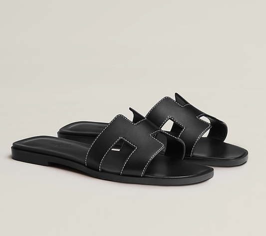 Black Hermes Oran Sandals in Black, 38