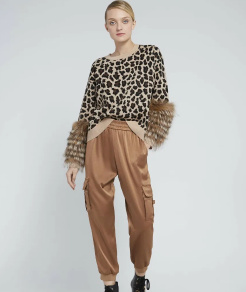 ALICE AND OLIVIA leopard print sweater with fur sleeves